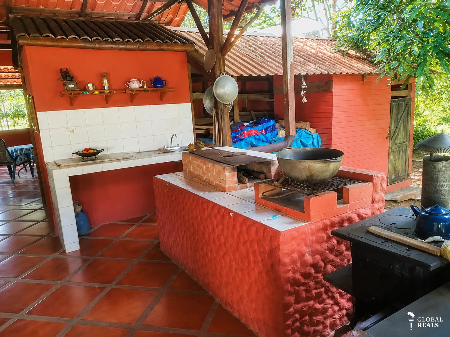 FINCA CON CABAÑA DE LUJO