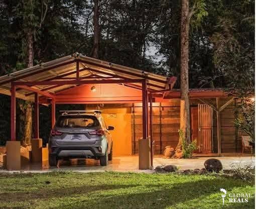 Un Refugio Escondido en el Corazón de Costa Rica 🌿
