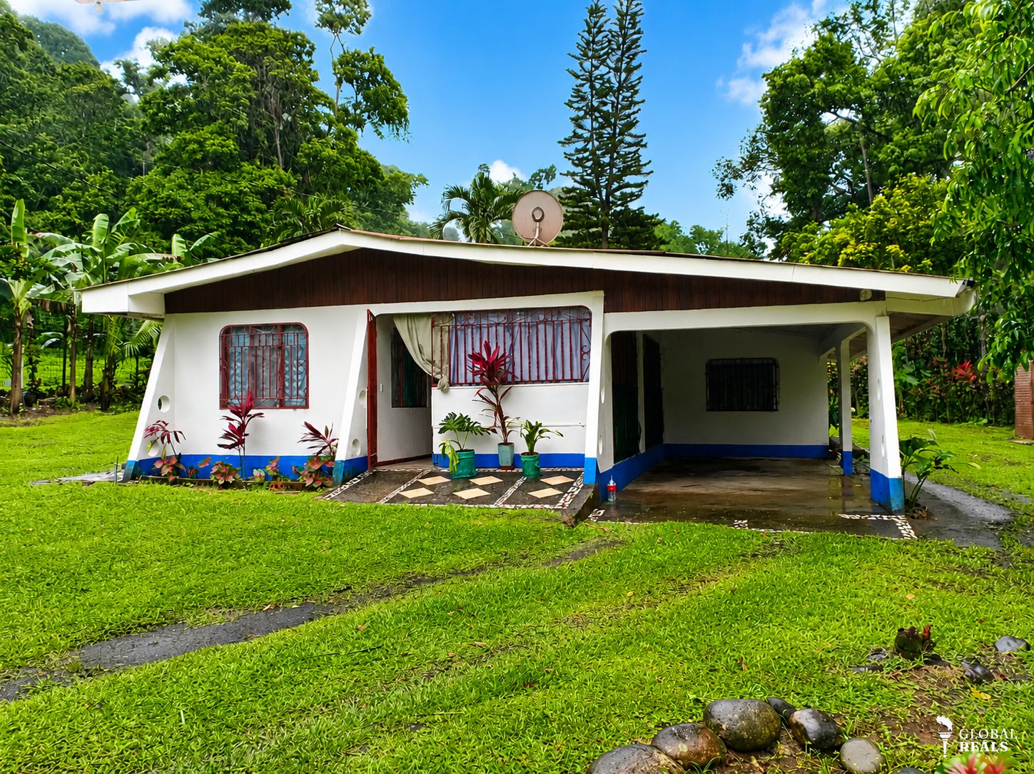 🌿 Hermosa Propiedad con 2 Casas en 2.500 m² | Ideal para Vivir o Invertir