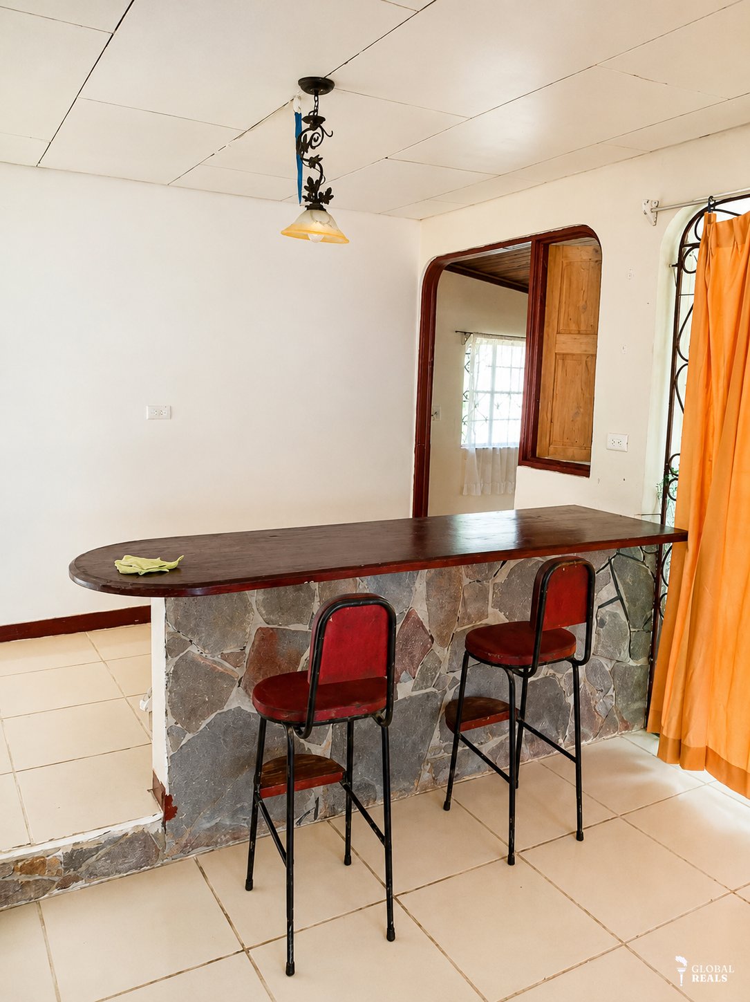🌿 Hermosa Propiedad con 2 Casas en 2.500 m² | Ideal para Vivir o Invertir