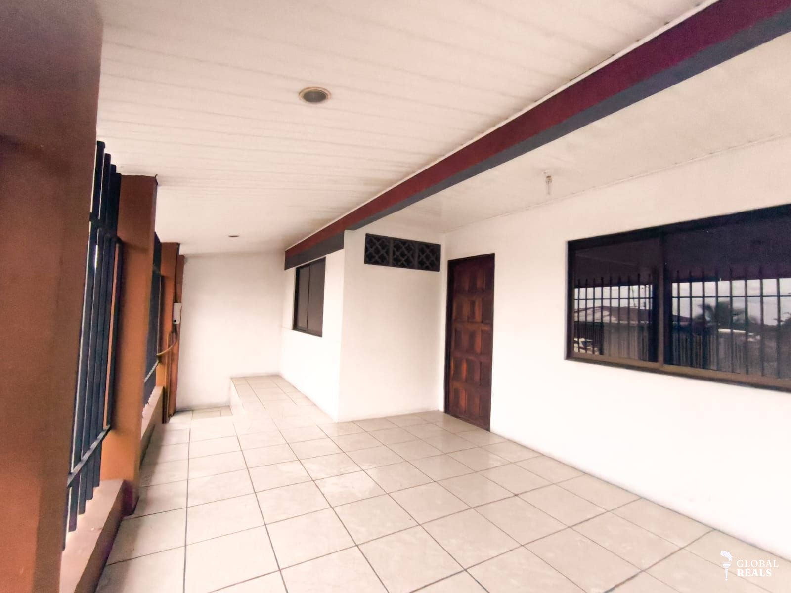 Se vende inmueble comercial Siquirres, Limón