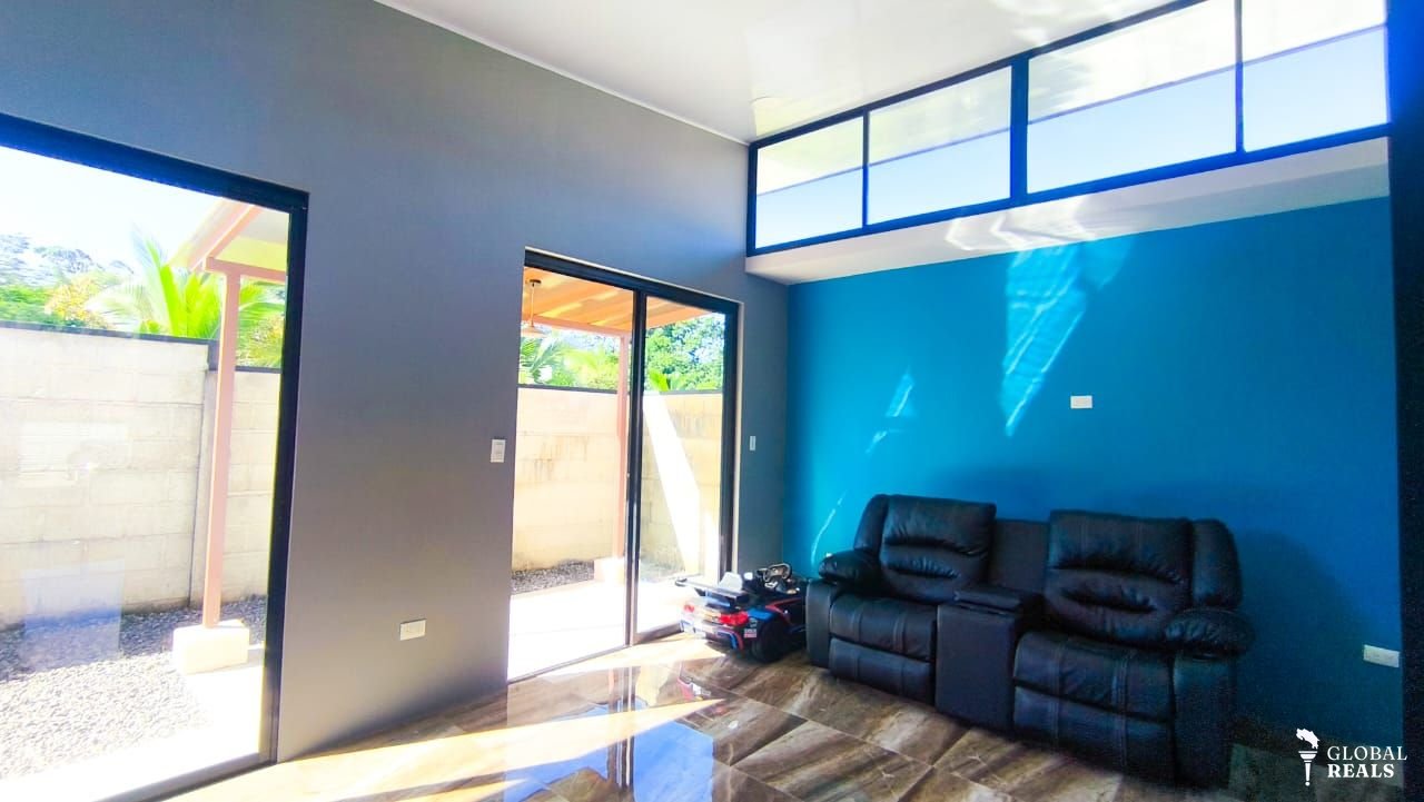 Se vende preciosa vivienda en Buenos Aires, Guápiles, Pococí