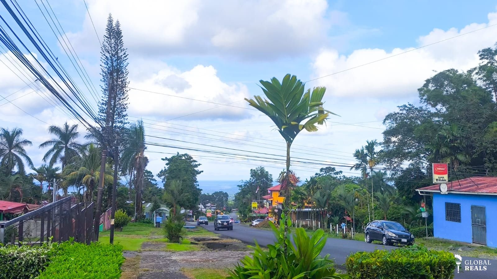 Se vende hermosa casa en la Alegría, Siquirres, Limón
