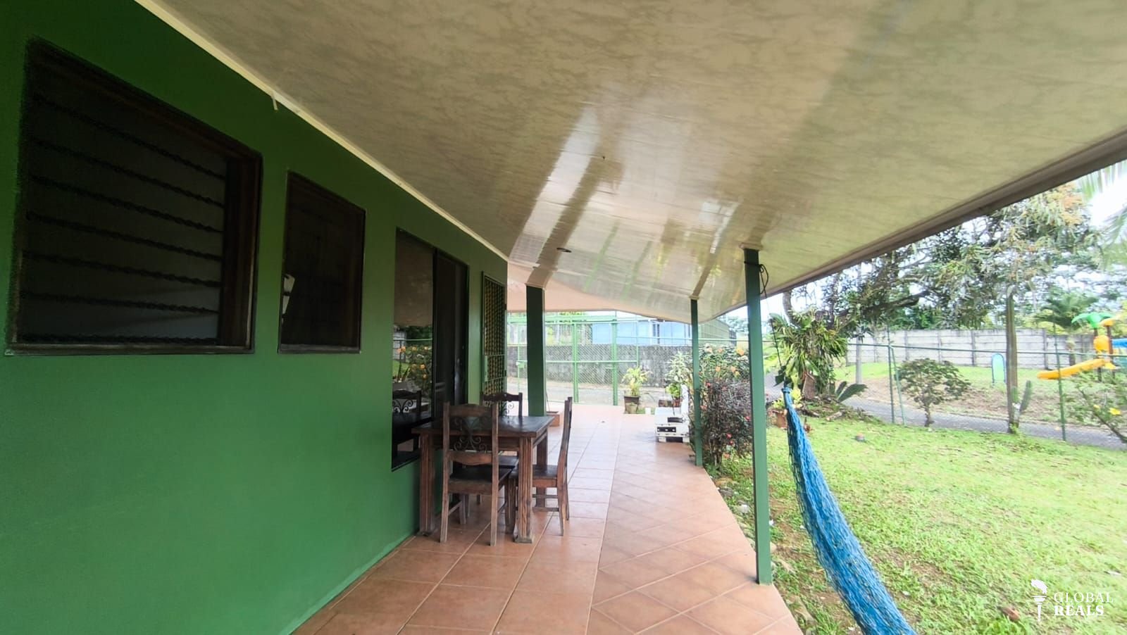 Se vende preciosa vivienda en Siquirres, Limón