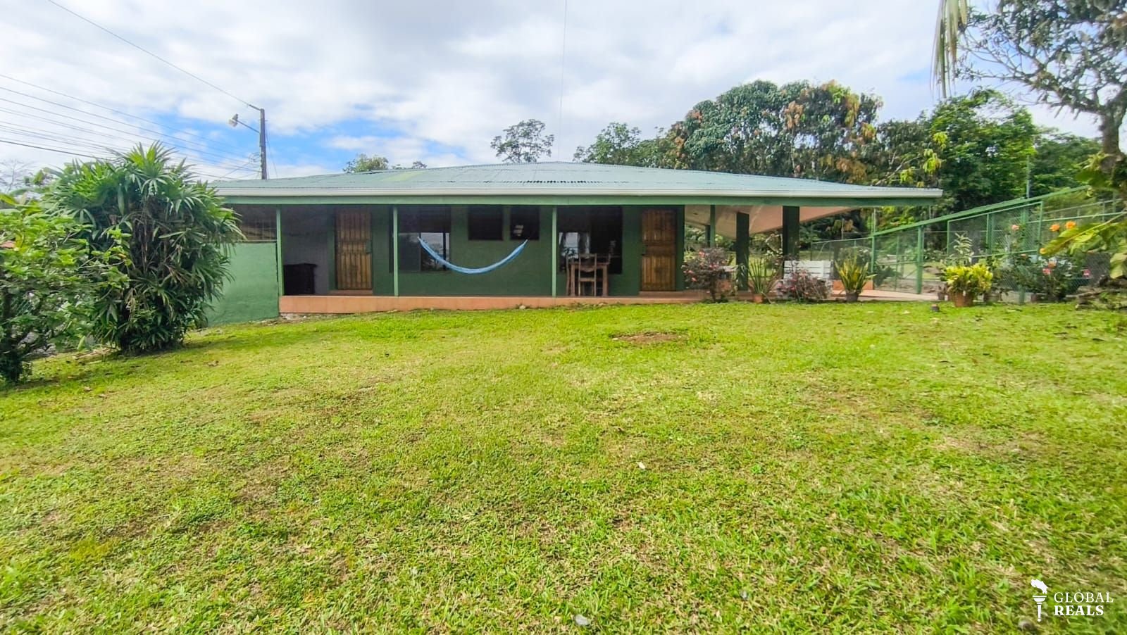 Se vende preciosa vivienda en Siquirres, Limón