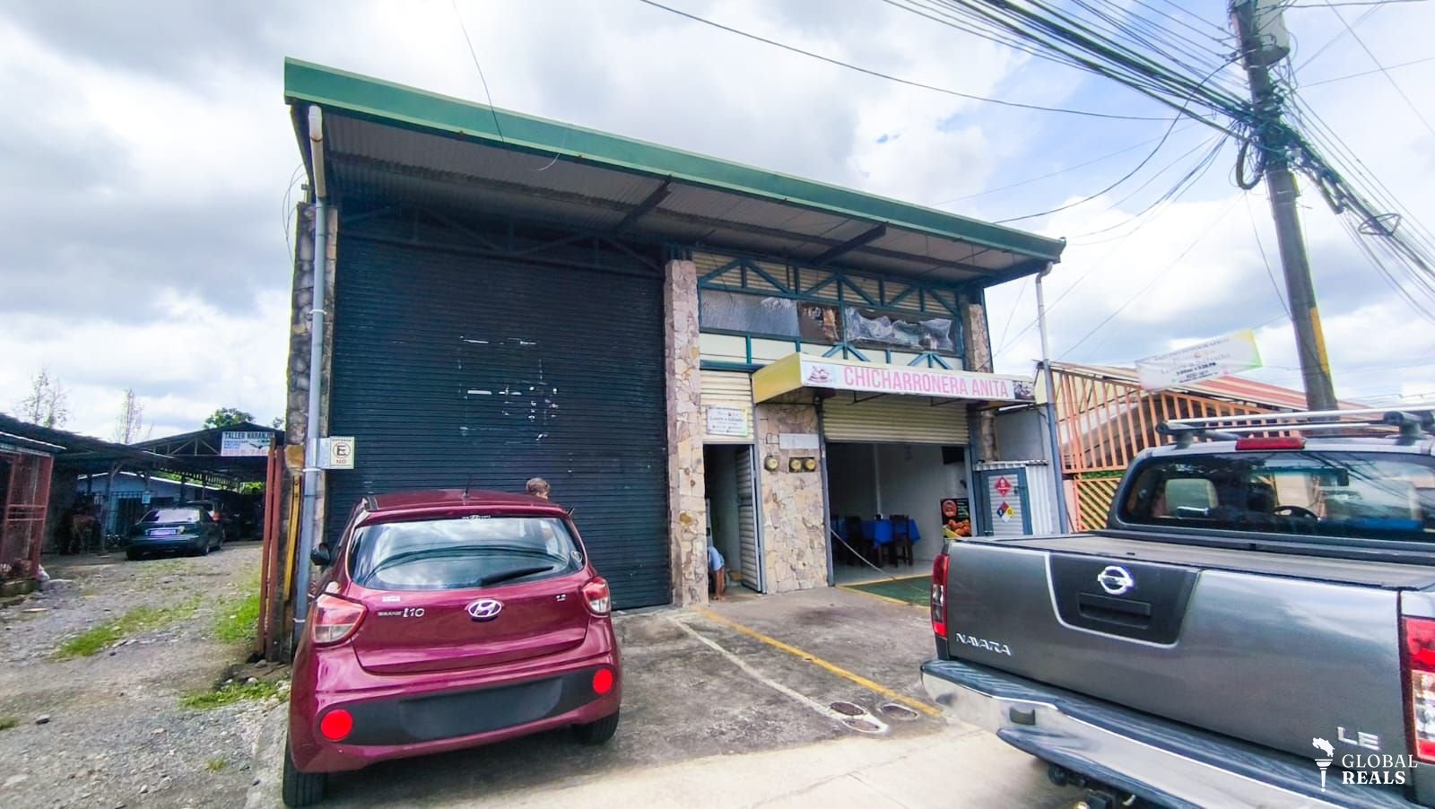 Se vende inmueble comercial en Guápiles centro, Pococí