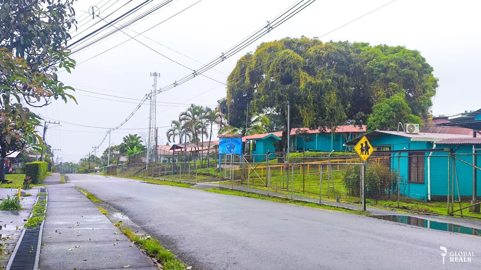 Vendo terreno comercial en Florida, Siquirres, Limón