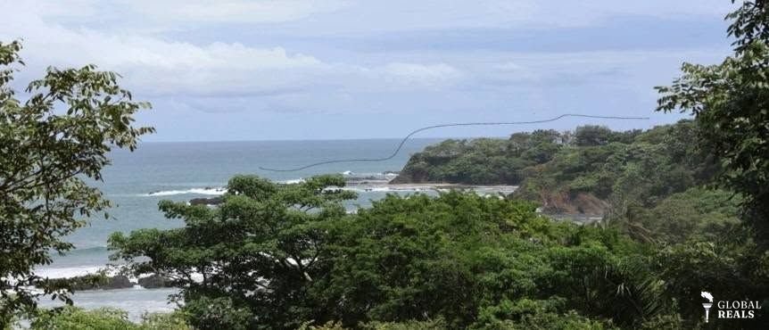 PRECIOSA FINCA FRENTE A LA PLAYA EN SAN JUANILLO DE GUANACASTE
