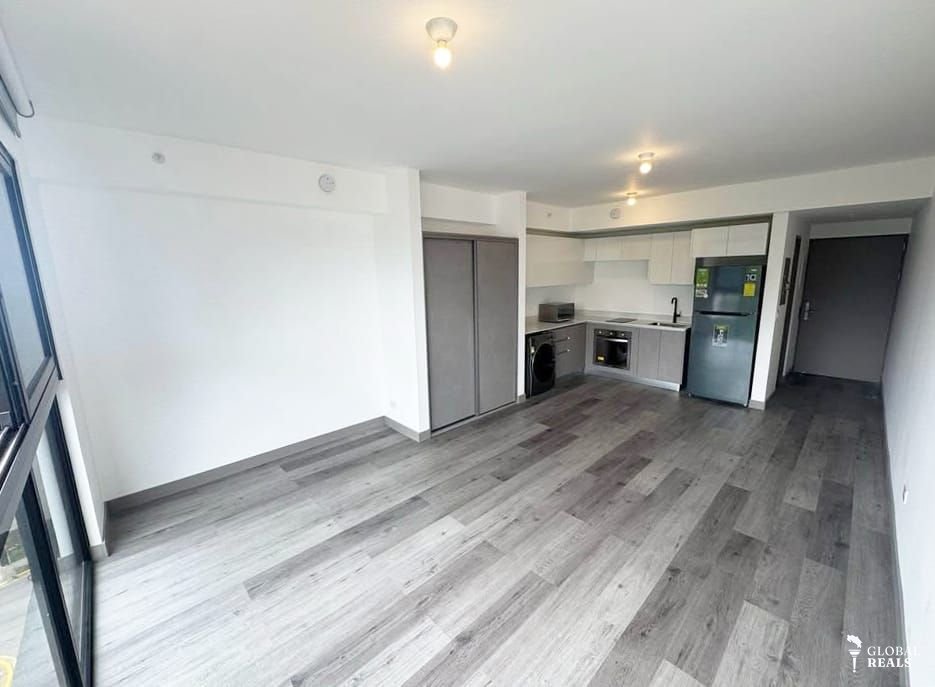 ALQUILER APARTAMENTO TIPO STUDIO CON LÍNEA BLANCA  – ESCALANTE - ID87AF