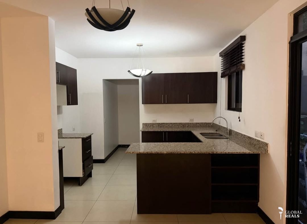 ¡OPORTUNIDAD DE INVERSIÓN Y VIVIENDA EN HEREDIA!