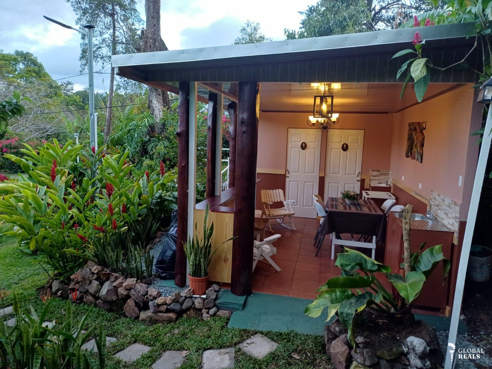 SE IMAGINA DESPERTAR CON EL SONIDO DE LOS PÁJAROS Y NO CON EL RUIDO DEL TRÁFICO?