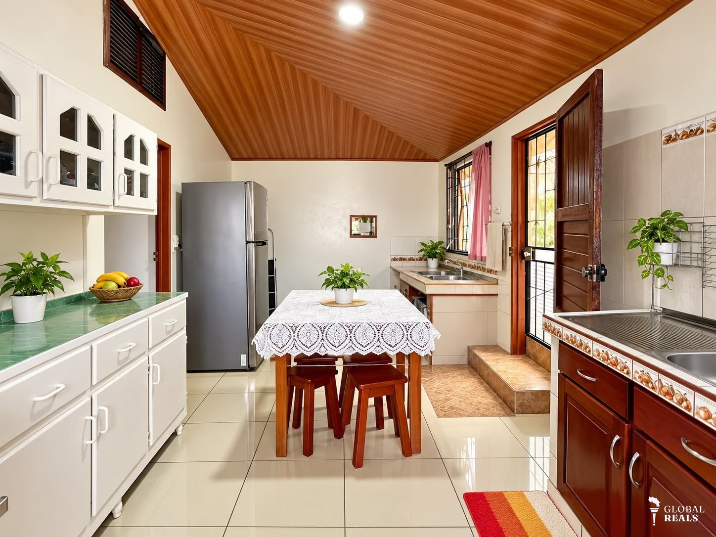 BUSCA  CASA EN VENTA | GUAYABO DE BAGACES, GUANACASTE COSTA RICA