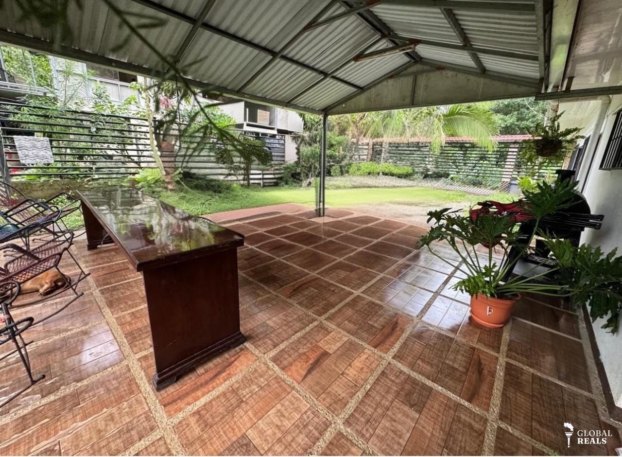 RESIDENCIA EN VENTA | CAIMITOS, SAN CARLOS