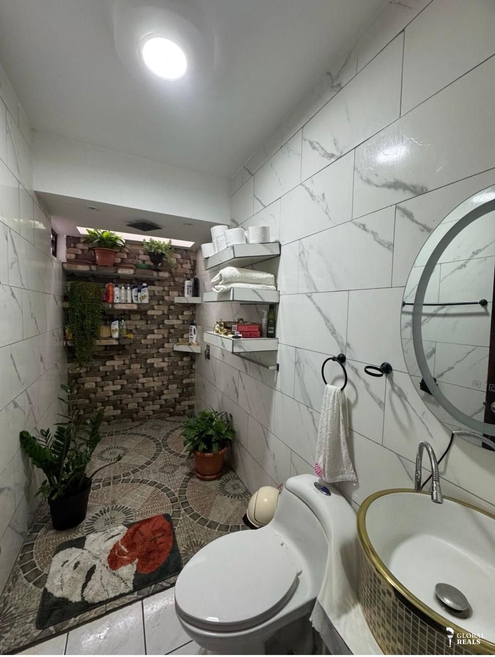 RESIDENCIA EN VENTA | CAIMITOS, SAN CARLOS
