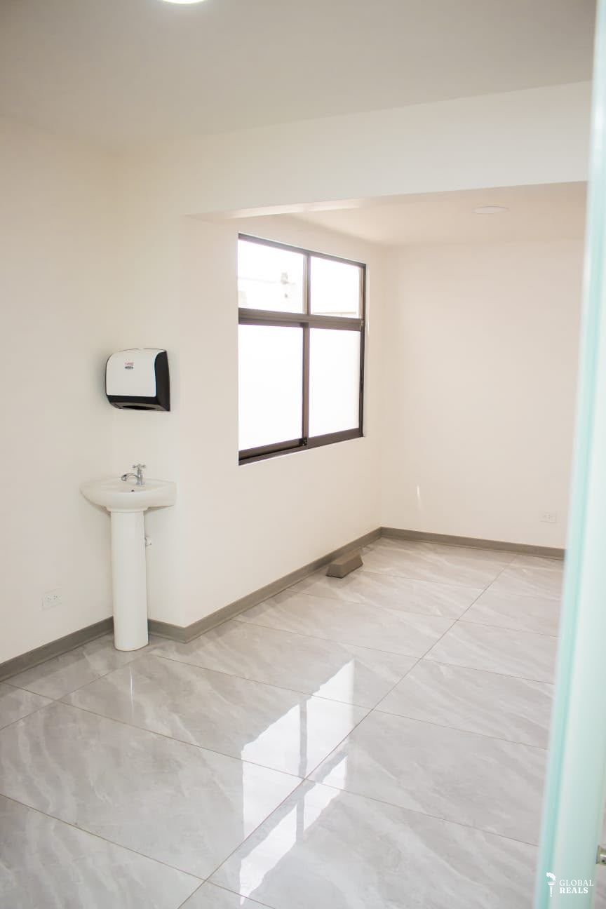 Local Comercial en Cartago para Estrenar