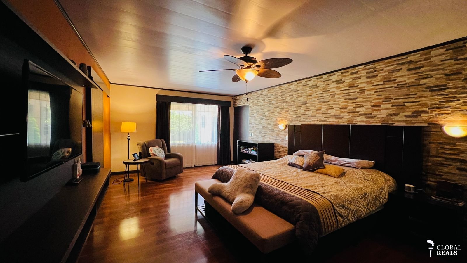 HERMOSA CASA CORONADO