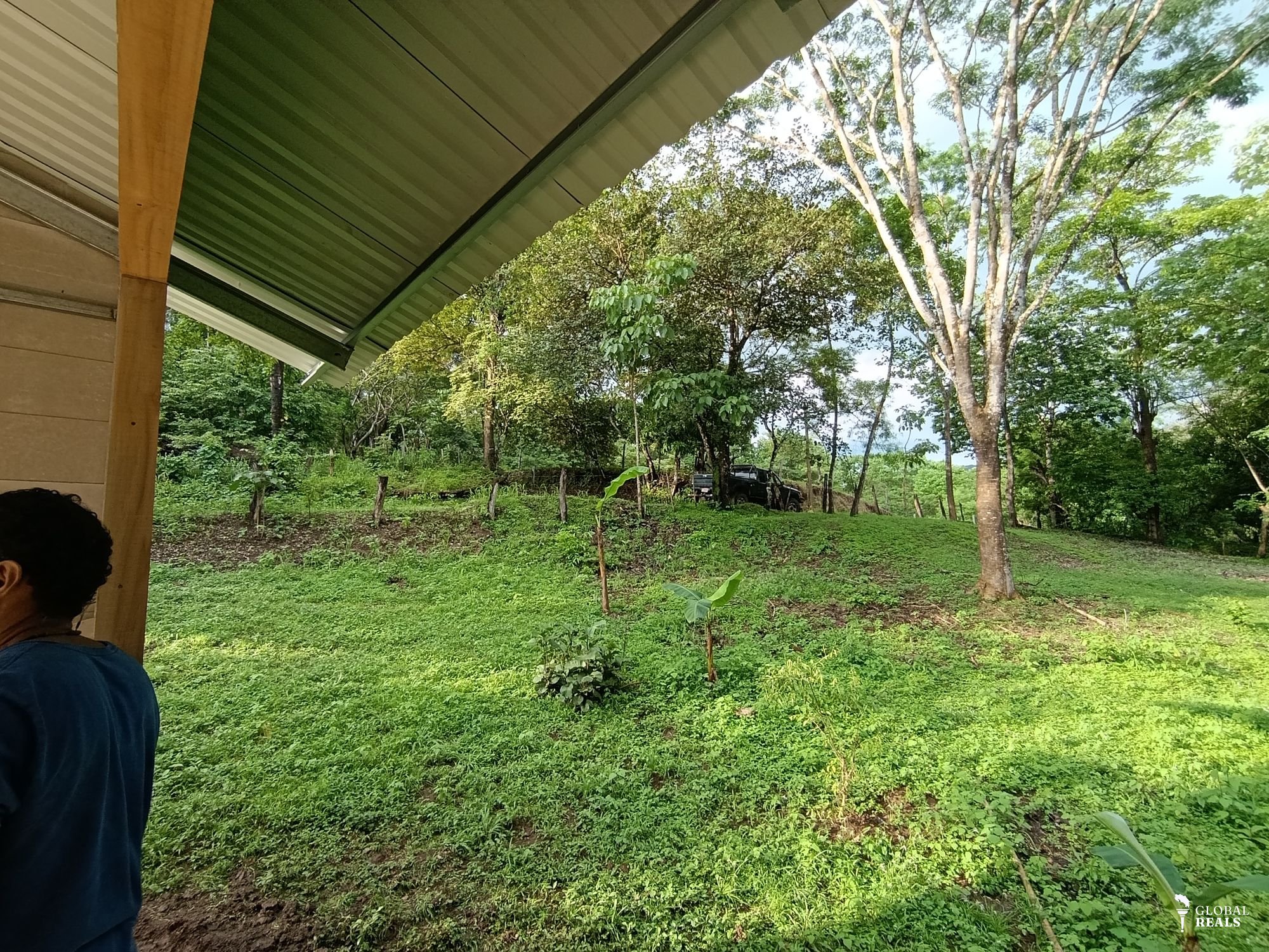 Ultimo lote de 1200 m2 con orilla de rio cerca de Nicoya!