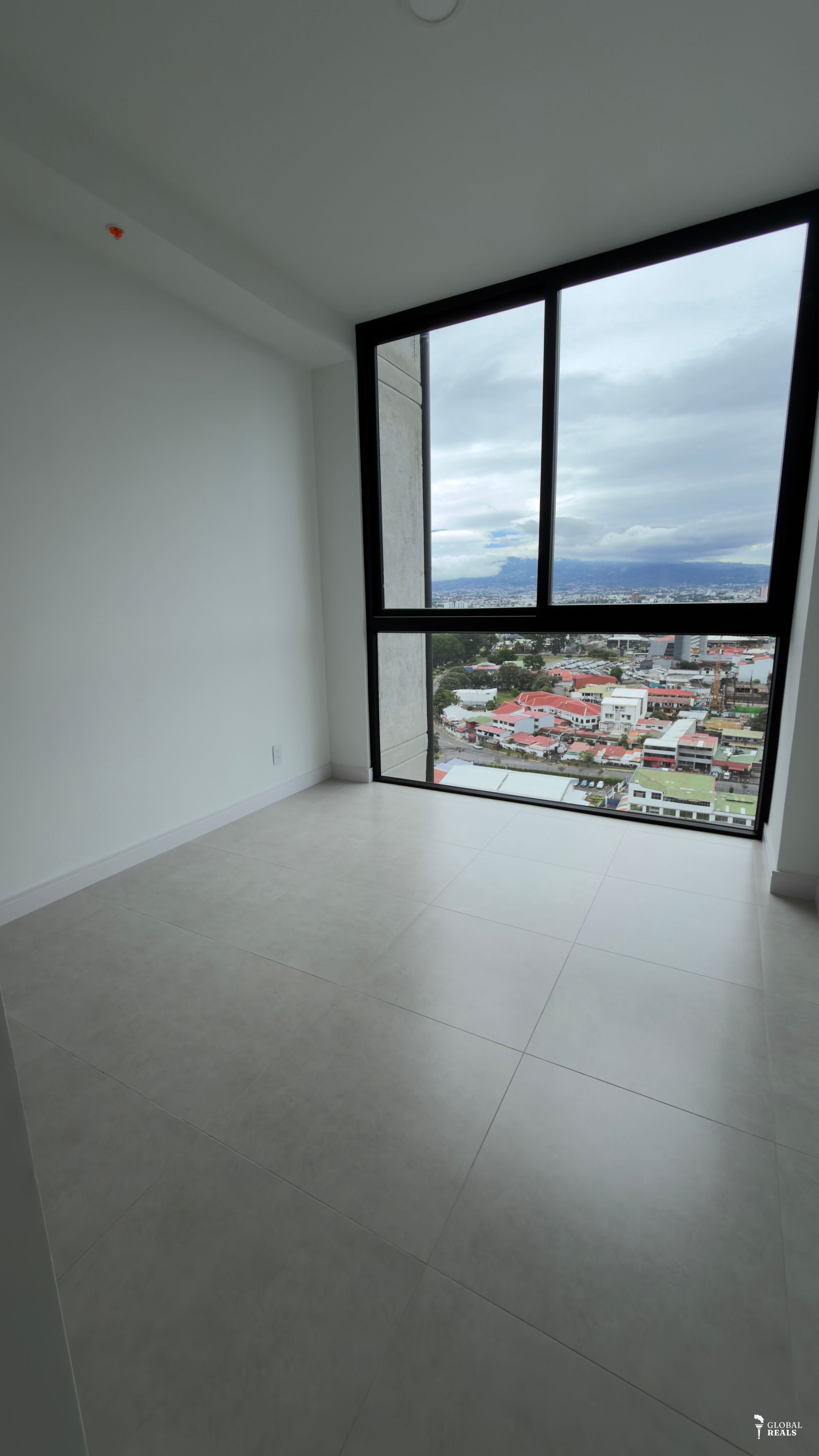 Apartamento en Alquier en la Sabana - Torre  Sky Garden