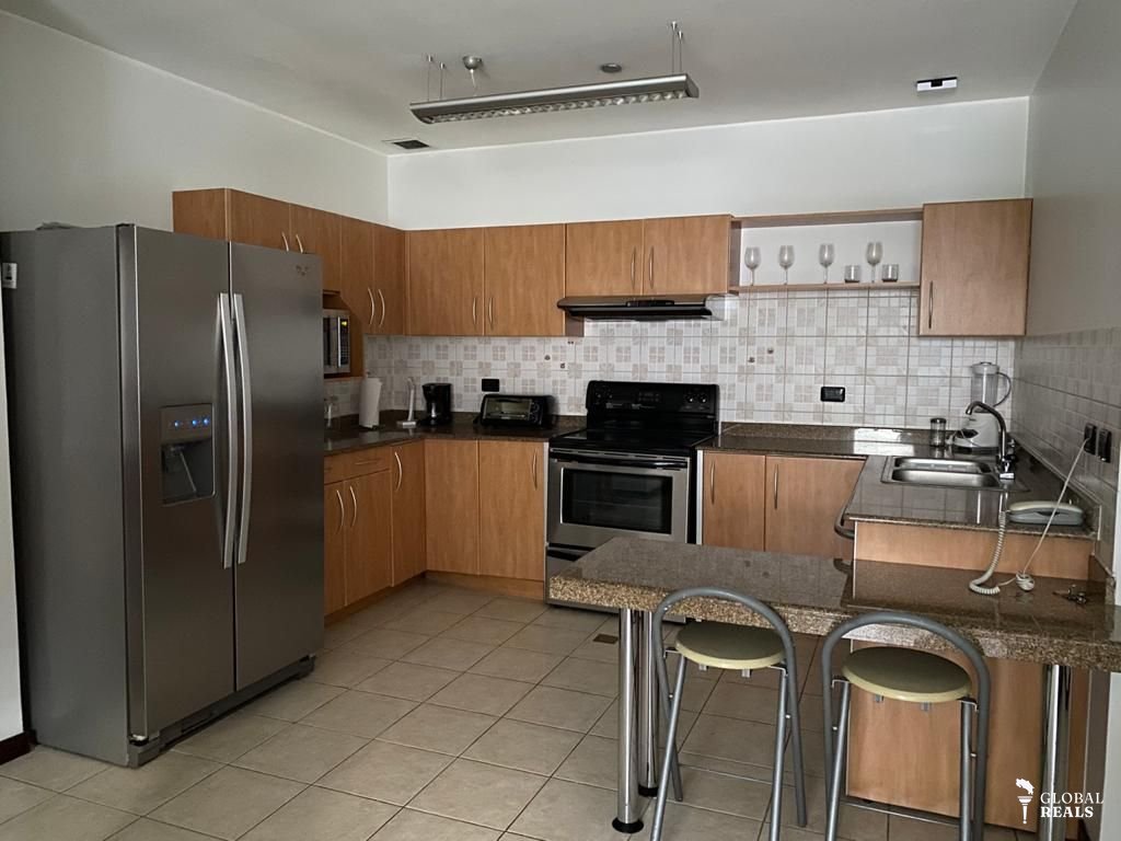 #215GR VENTA APARTAMENTO AMUEBLADO – ESCAZÚ, TREJOS MONTEALEGRE