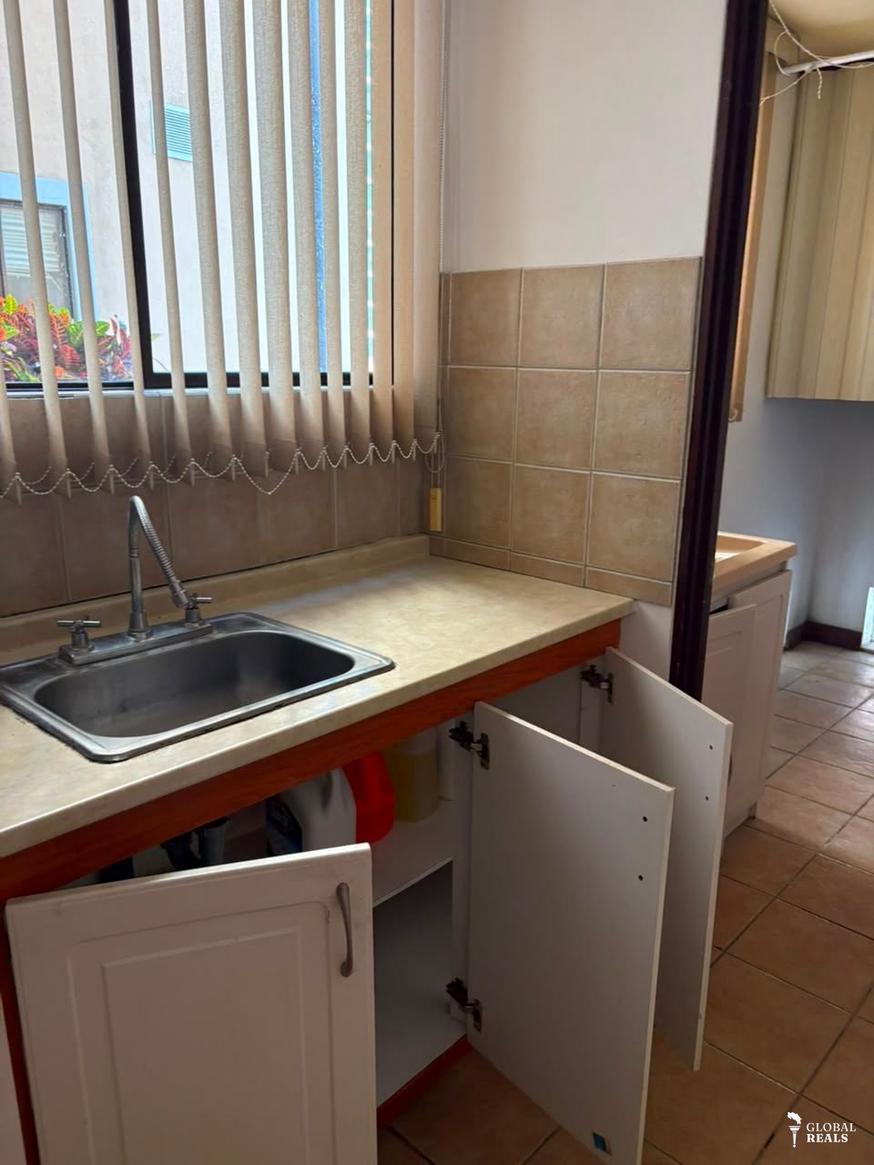 ALQUILER DE APARTAMENTO – URUCA - 162AE