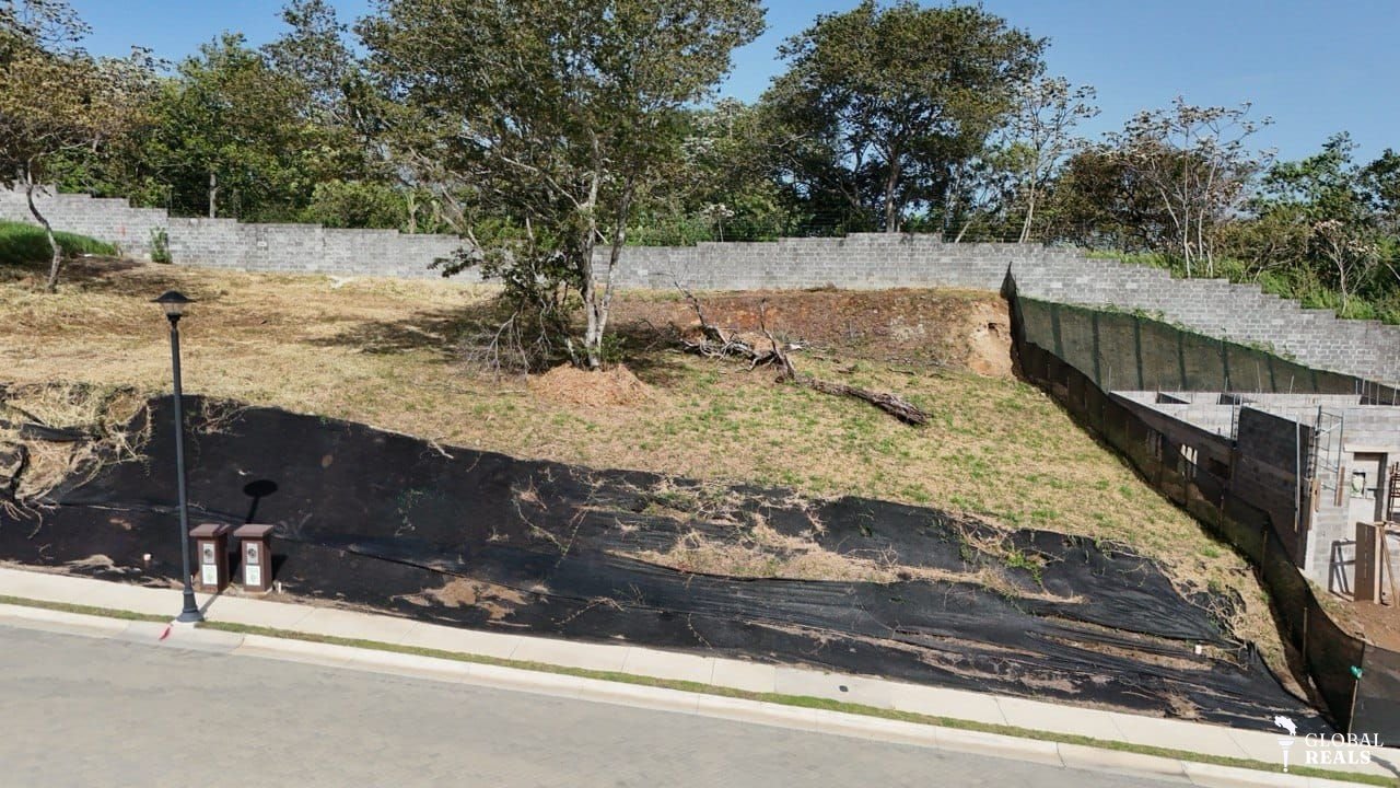 VENTA LOTE EN CONDOMINIO - ALAJUELA, LA GUÁCIMA - #158GCH