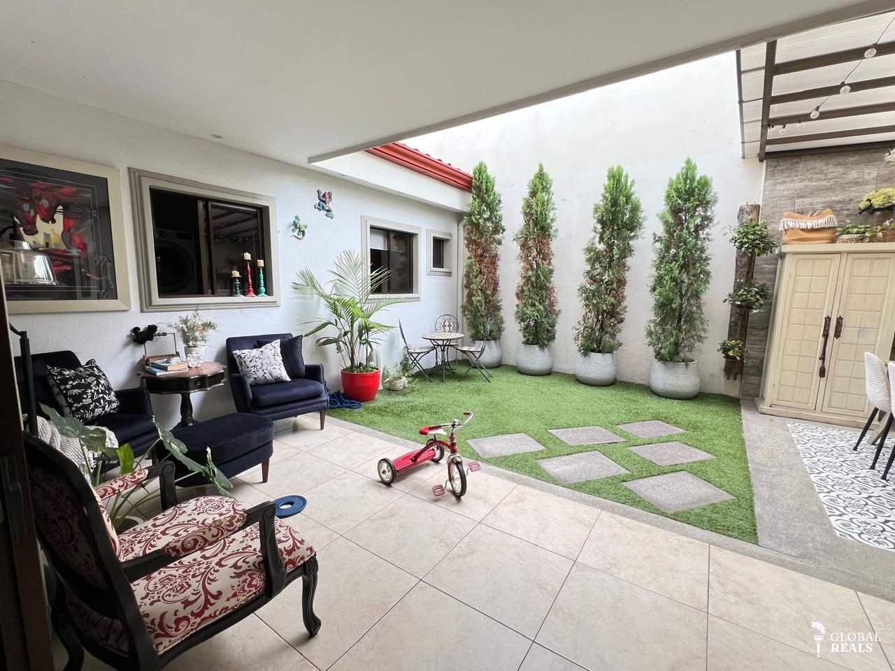 #176GR VENTA CASA INDEPENDIENTE – SANTA ANA CENTRO
