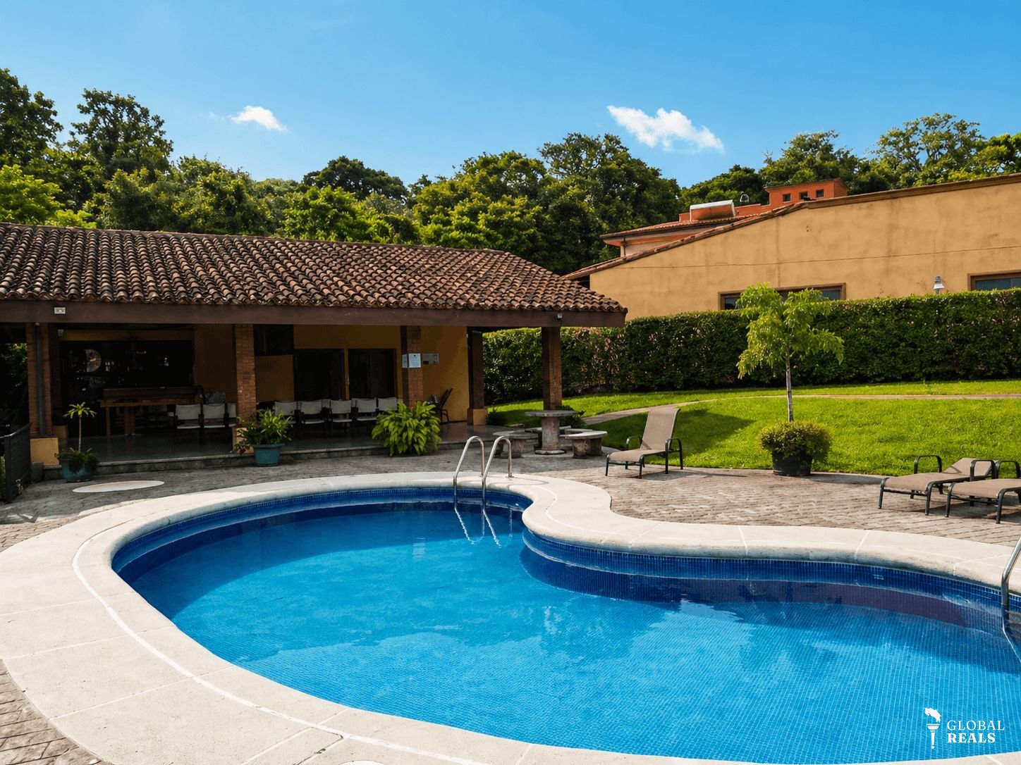 VENTA LOTE EN RESIDENCIAL – GUÁCIMA ALAJUELA - ID104