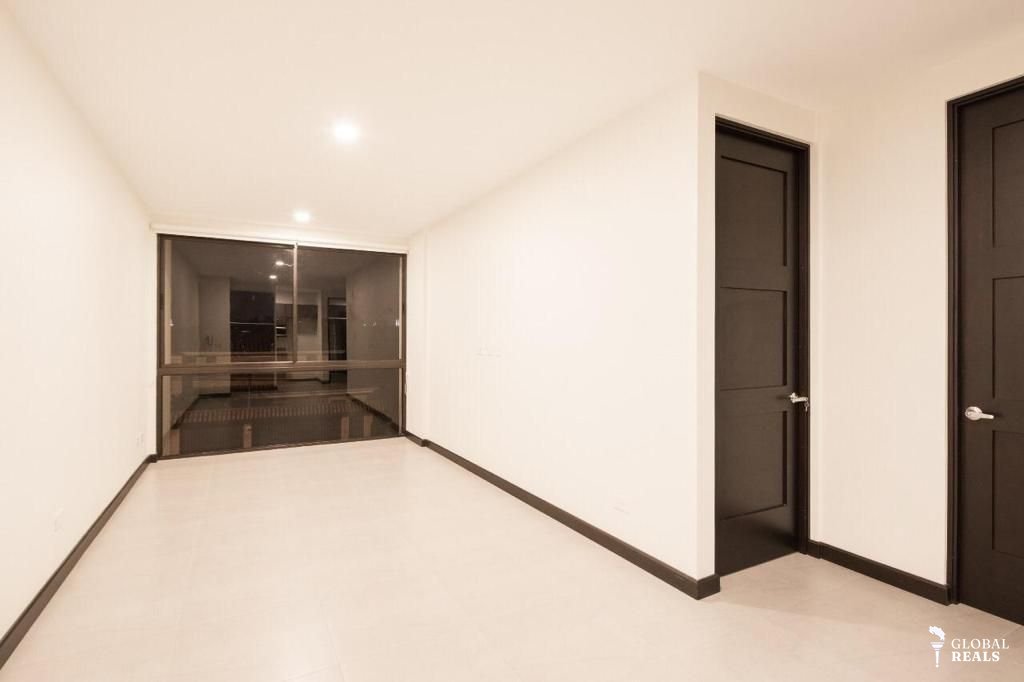 ALQUILER APARTAMENTO CON O SIN LÍNEA BLANCA - SANTA ANA, RÍO ORO - #161AE                  SANTA      ANA, RÍO ORO -