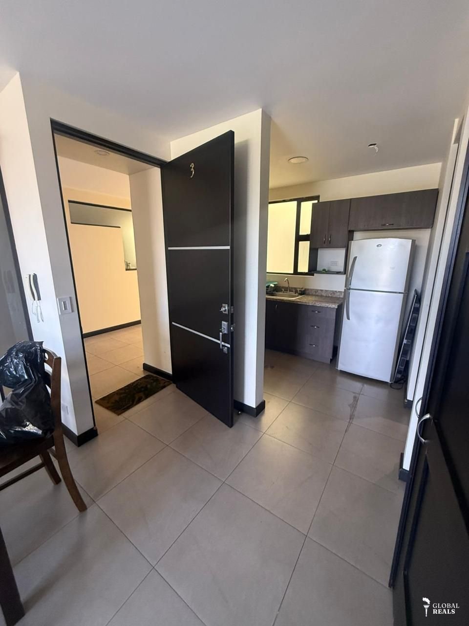 ALQUILER APARTAMENTO CON O SIN LÍNEA BLANCA - SANTA ANA, RÍO ORO - #161AE                  SANTA      ANA, RÍO ORO -