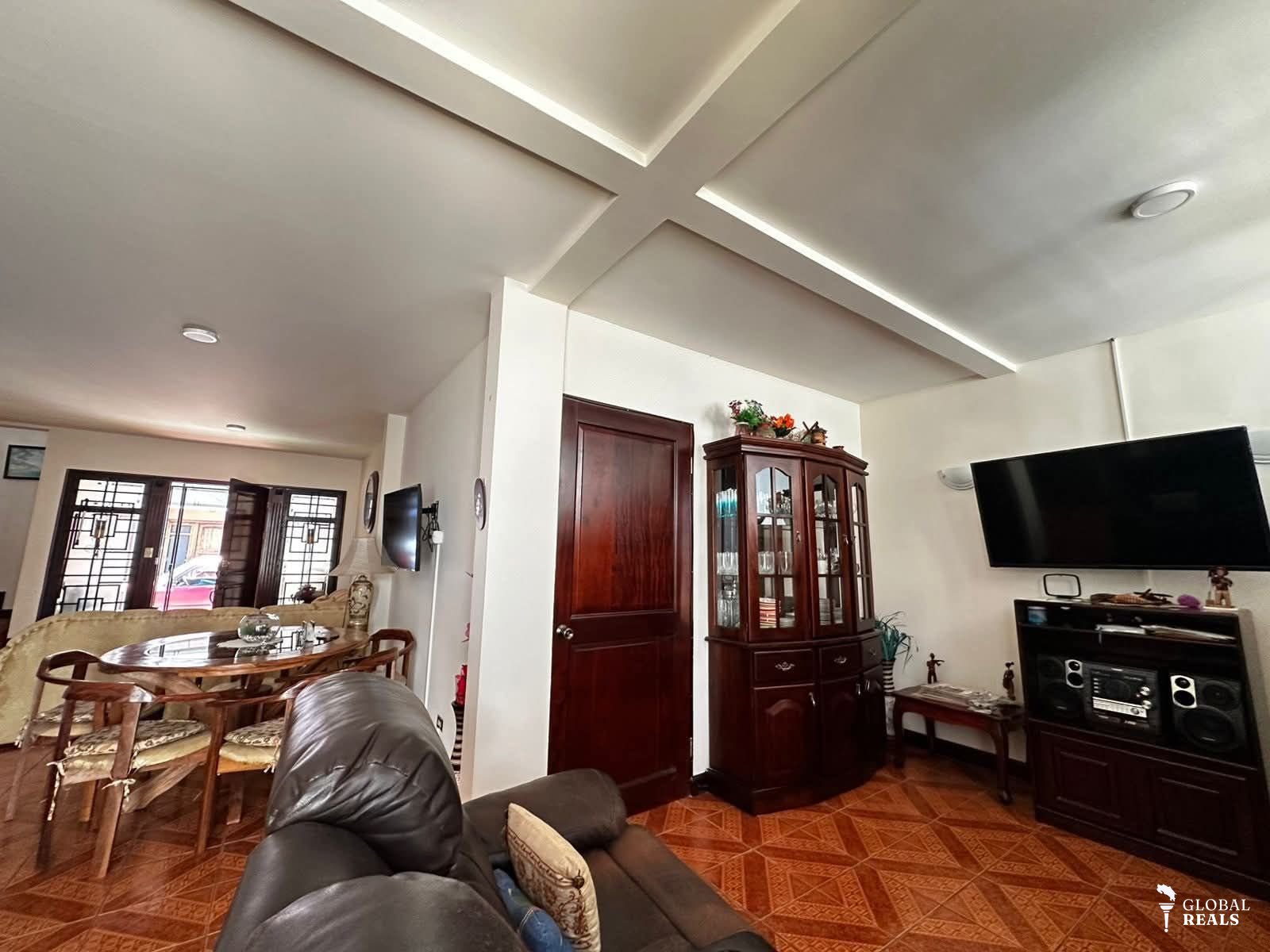 VENTA DE CASA EN CONDOMINIO / SAN FRANCISCO DE DOS RÍOS, SAN JOSÉ - #171