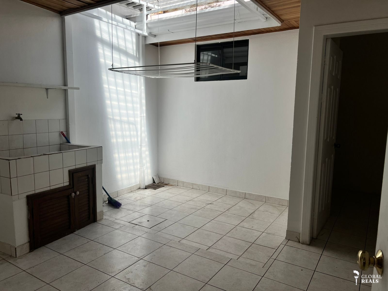VENTA DE CASA TREJOS MONTEALEGRE – ESCAZÚ - ID171