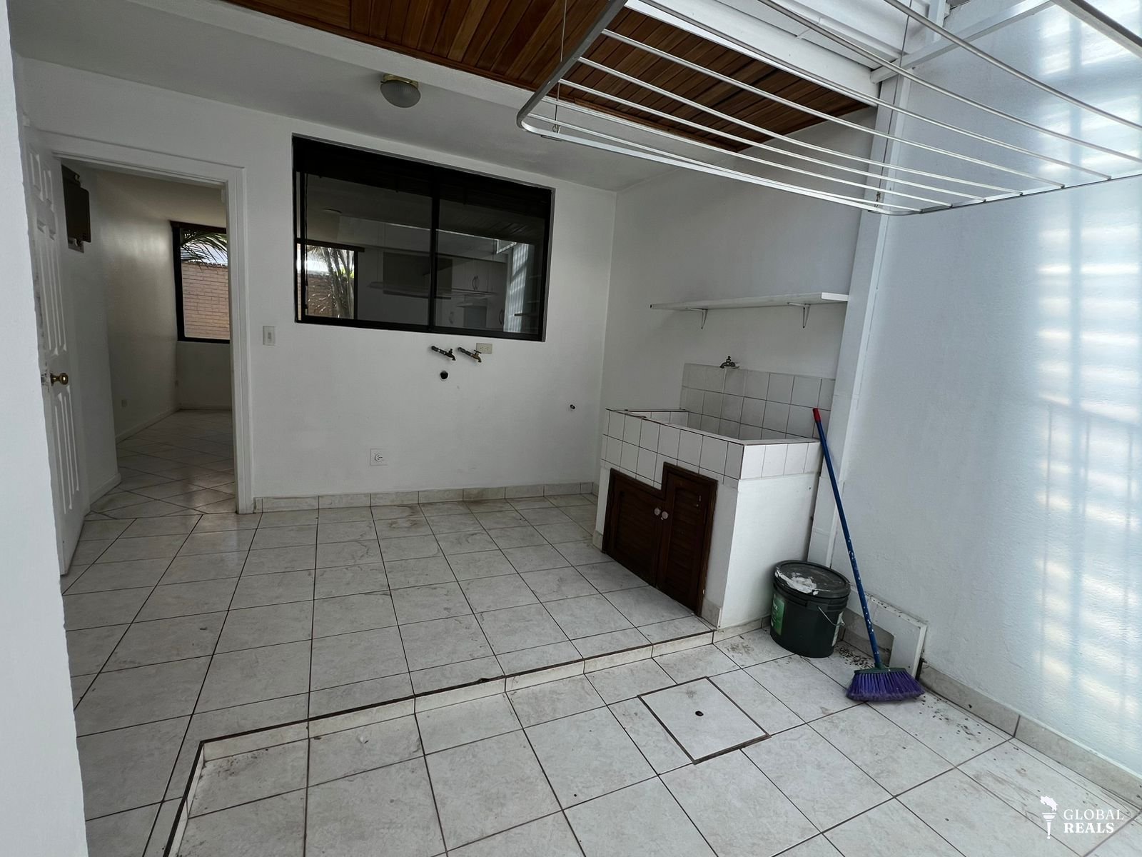 VENTA DE CASA TREJOS MONTEALEGRE – ESCAZÚ - ID171