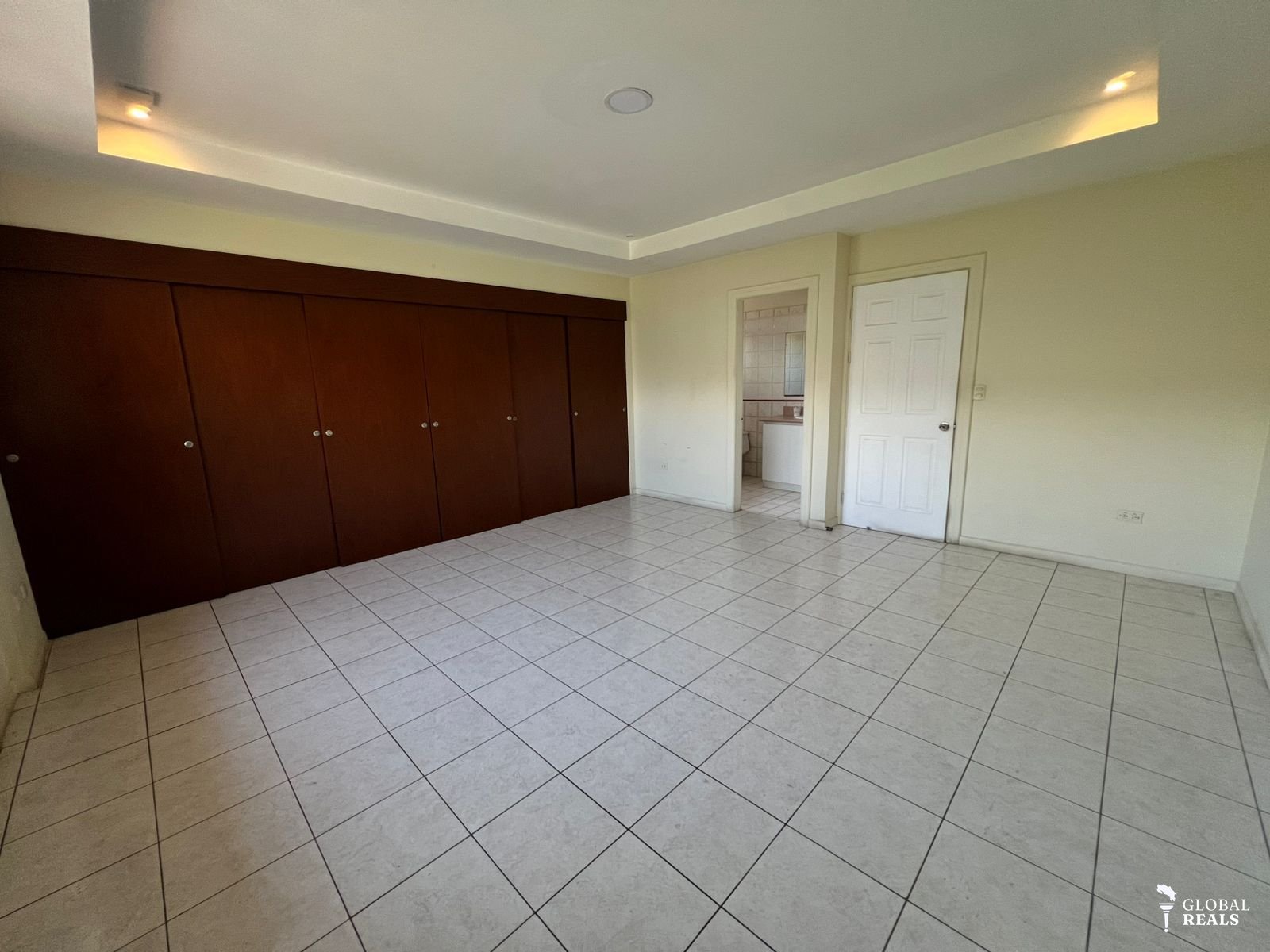VENTA DE CASA TREJOS MONTEALEGRE – ESCAZÚ - ID171