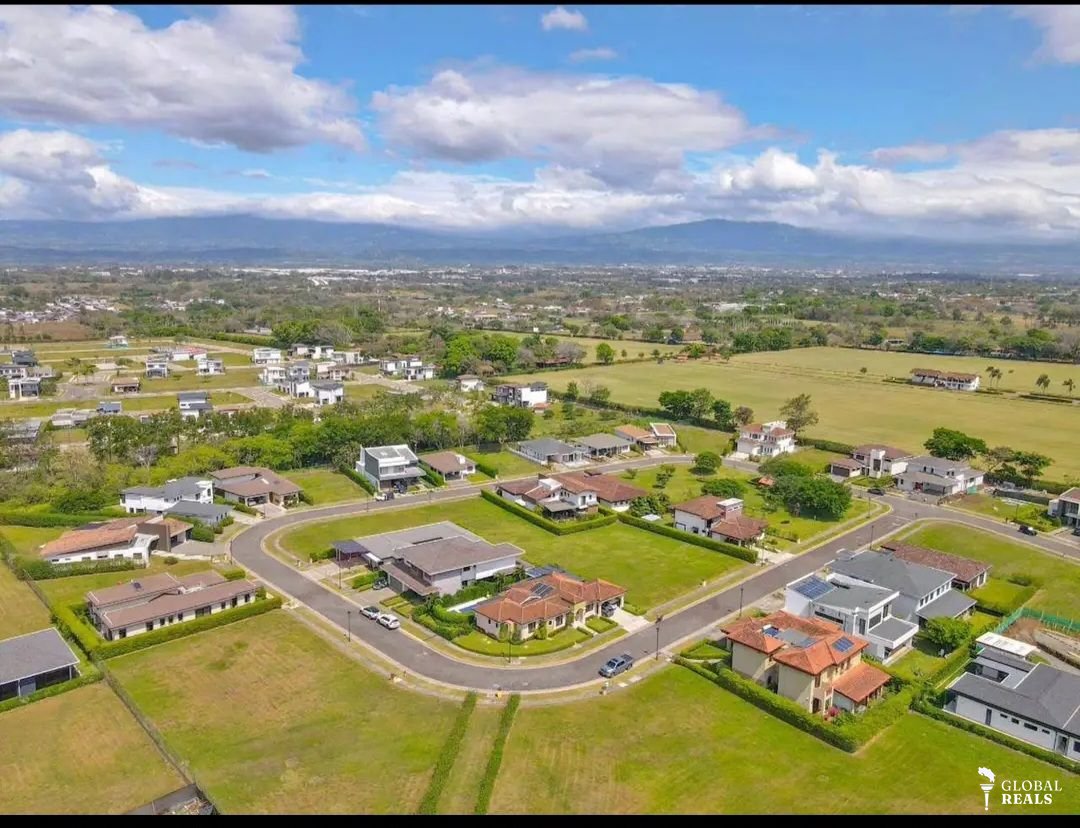 Condominio Manzano Hacienda los Reyes