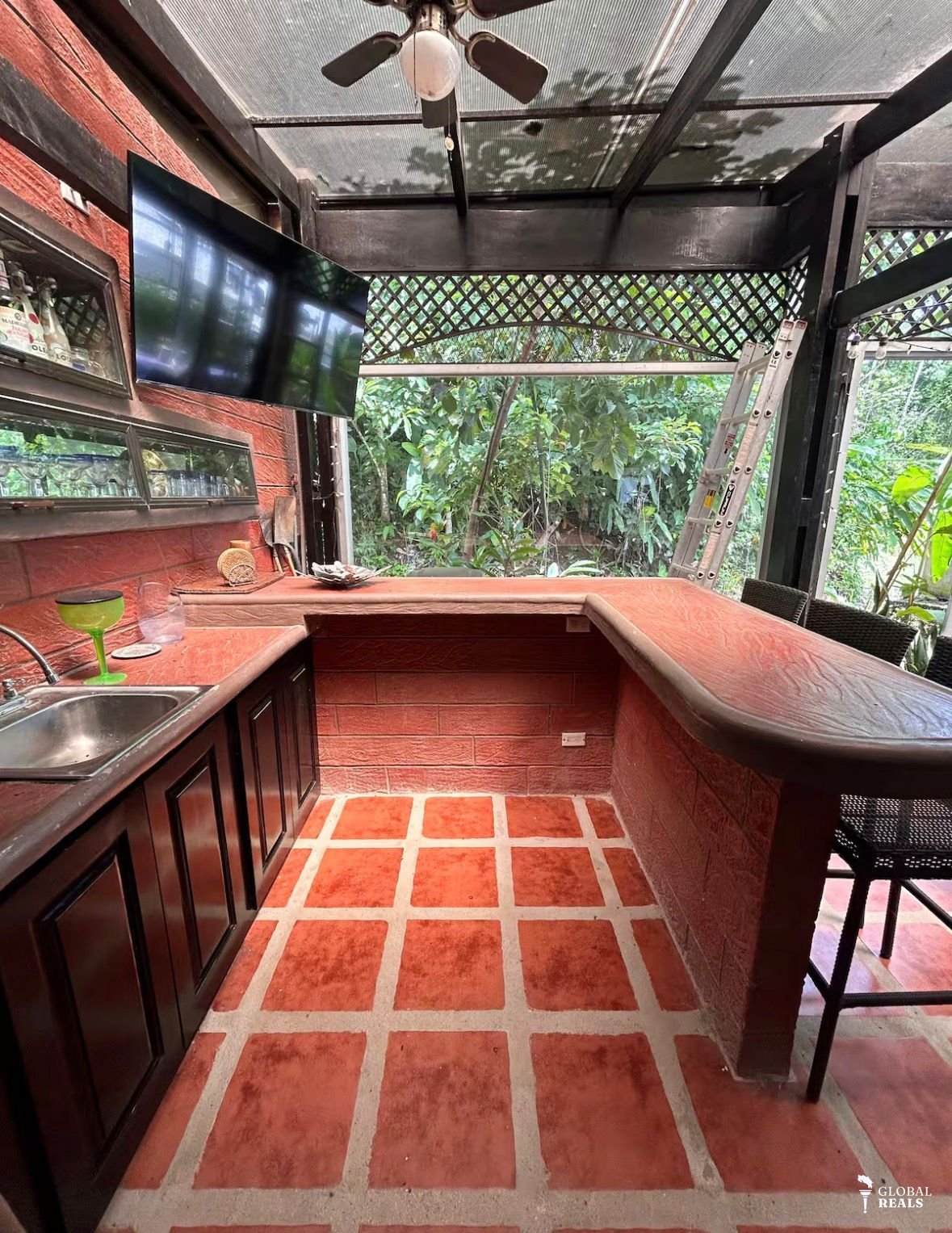 Venta de casa en Condominio en Herradura.