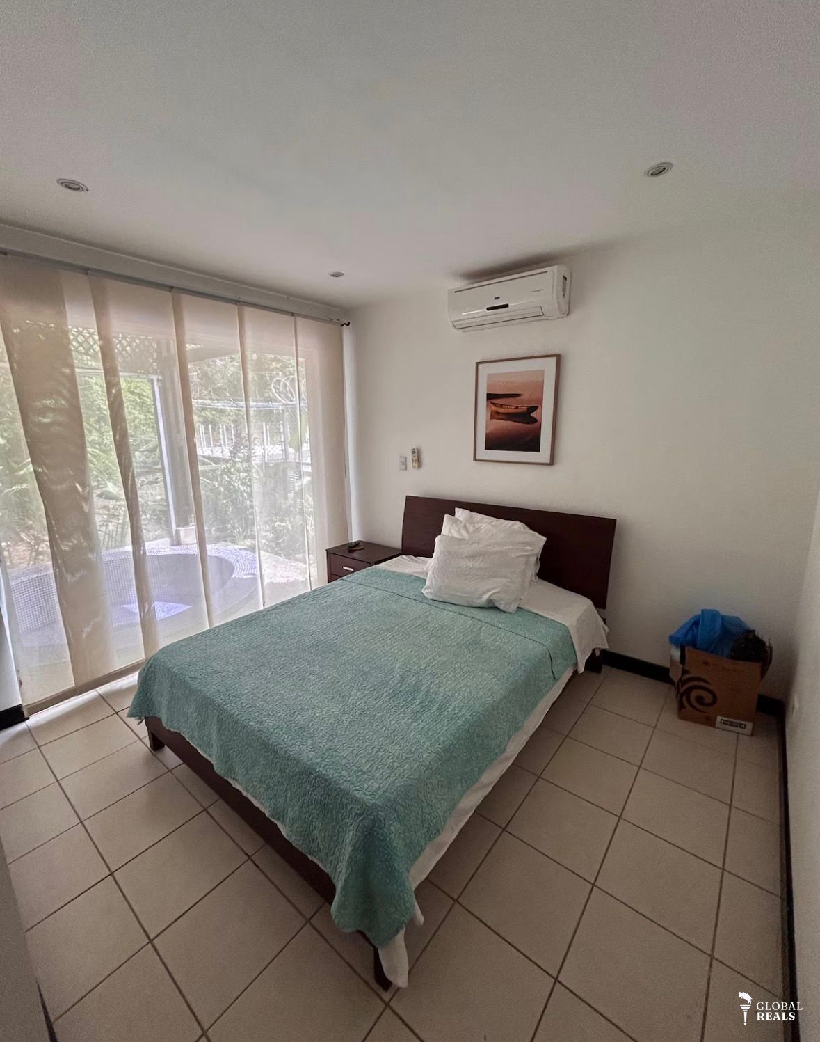 Venta de casa en Condominio en Herradura.
