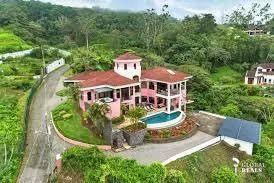 Ocean View Octagon House, una mansión ubicada en las colinas de San Ramón