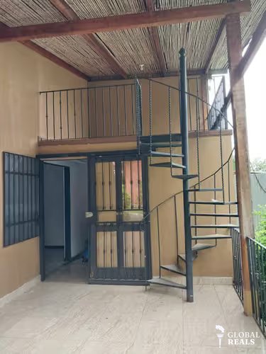 ESCAZU SAN ANTONIO-CÓMODA Y HERMOSA CASA DE 1 NIVEL CON TERRAZA