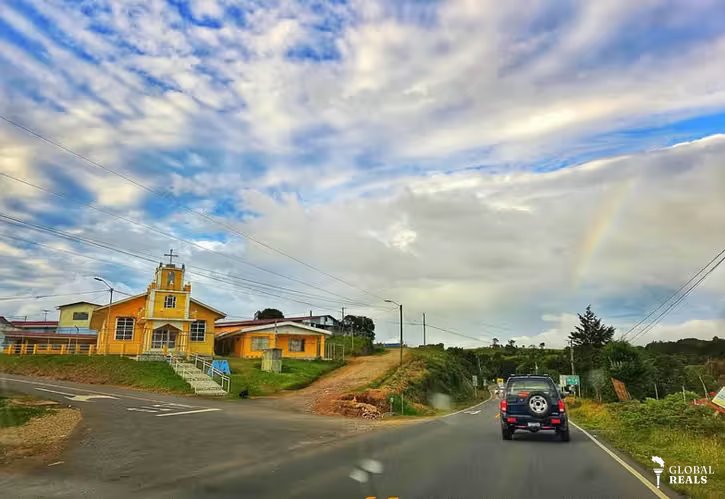 54,123 M2 APTA PARA DESARROLLO DE PROYECTO TURISMO CABANAS ETC