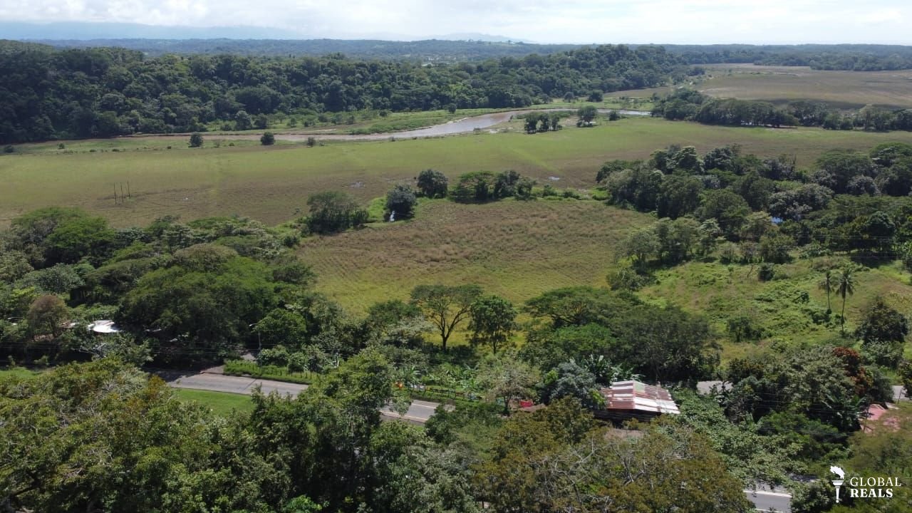 Terreno para centro de distribución en Costa Rica.