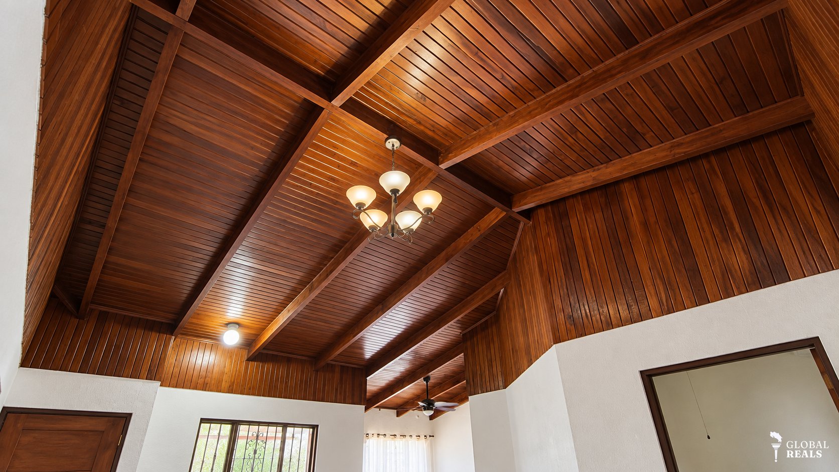 NUEVO PRECIO | Casa en Liberia Centro | 296 m² | 2 suites principales