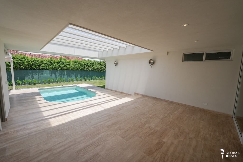 En Venta | Residencia de un Nivel en Bosques de Lindora