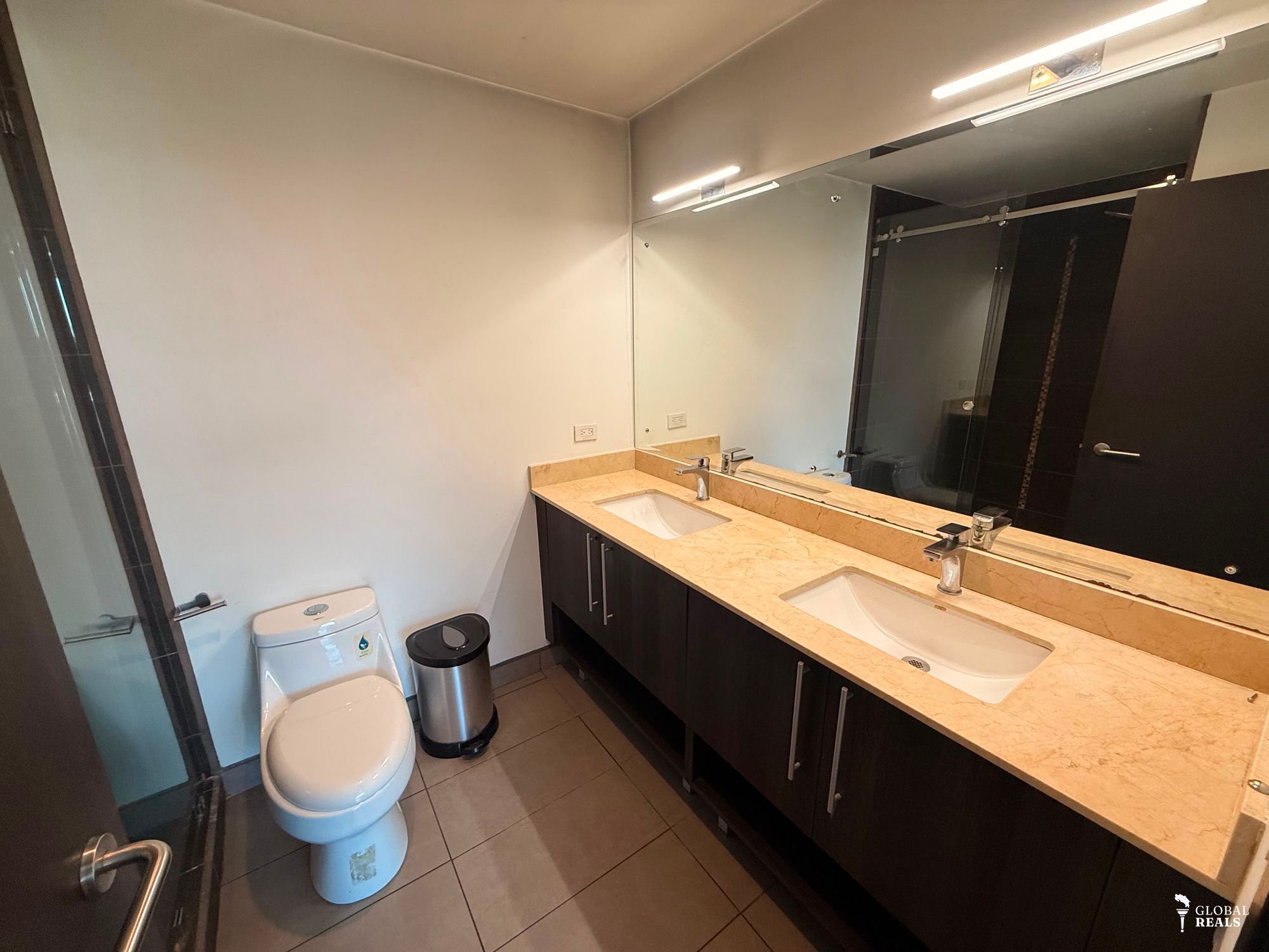 Q-BO SkyHomes | 2 Habitaciones | Línea Blanca | Rohrmoser