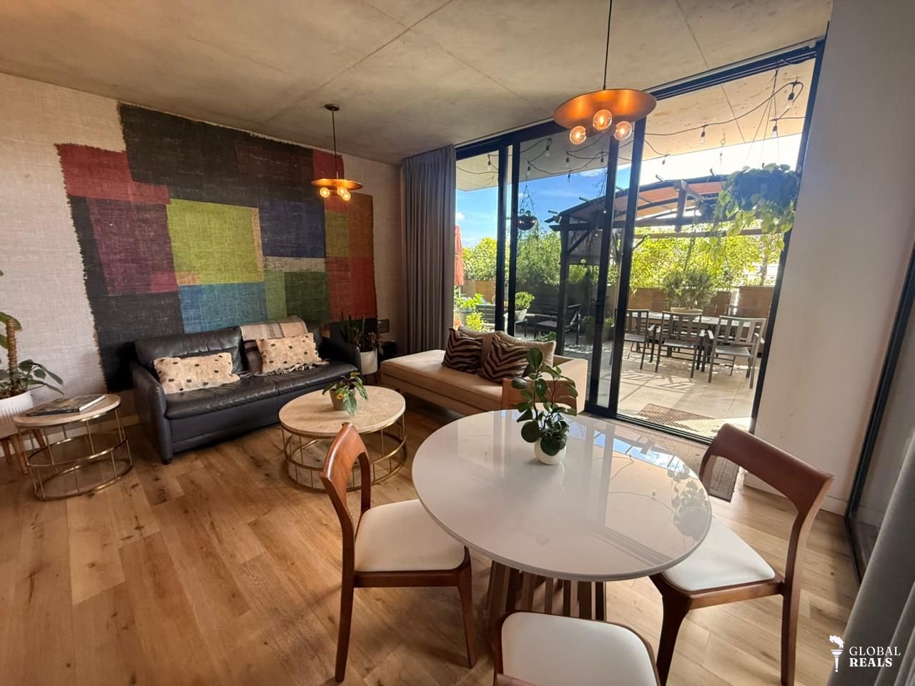Escazú Village | Terraza Privada de 74 m² | Apartamento Esquinero