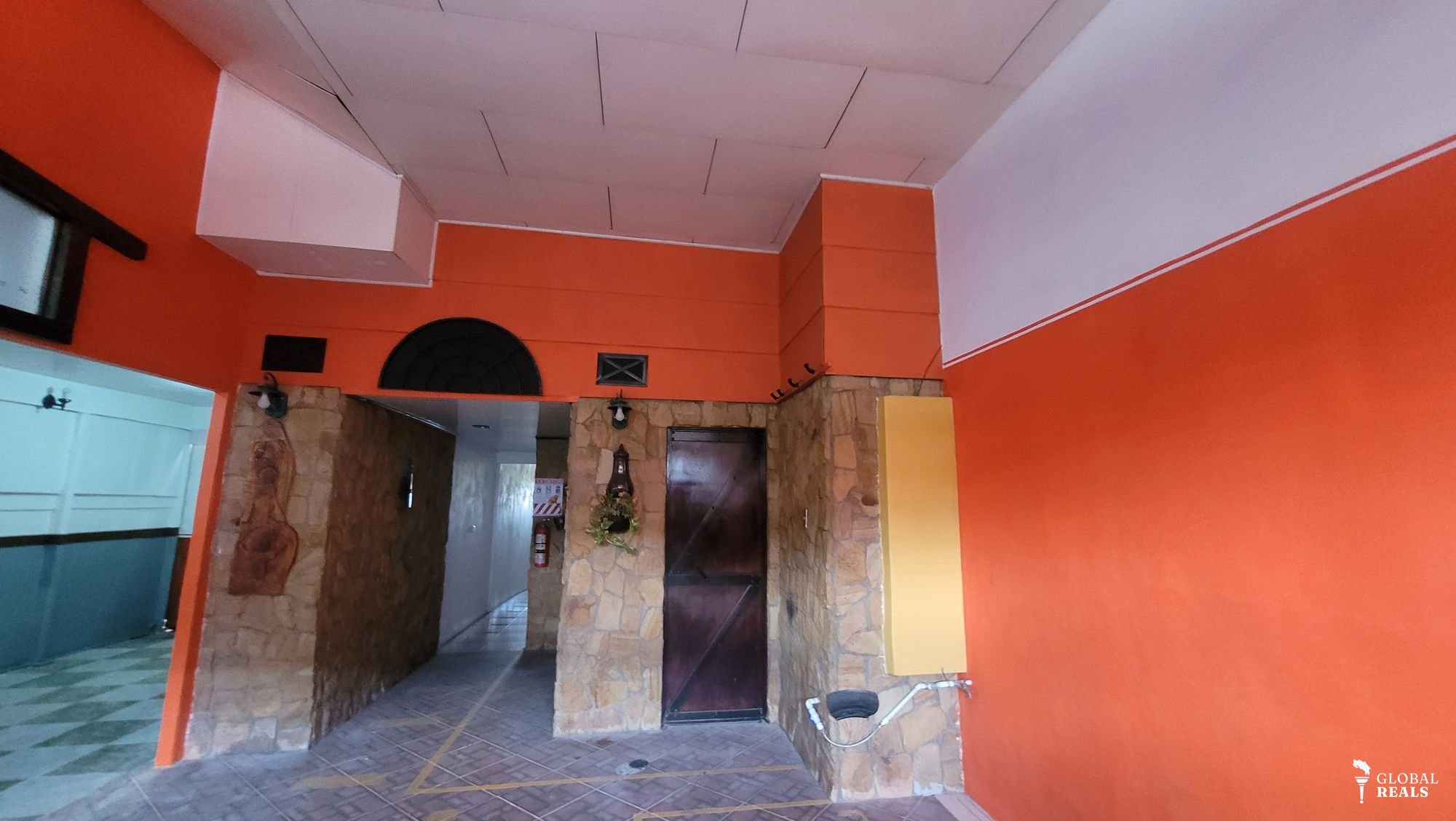 VENTA DE PROPIEDAD CON APTOS ALQUILADOS PAVAS