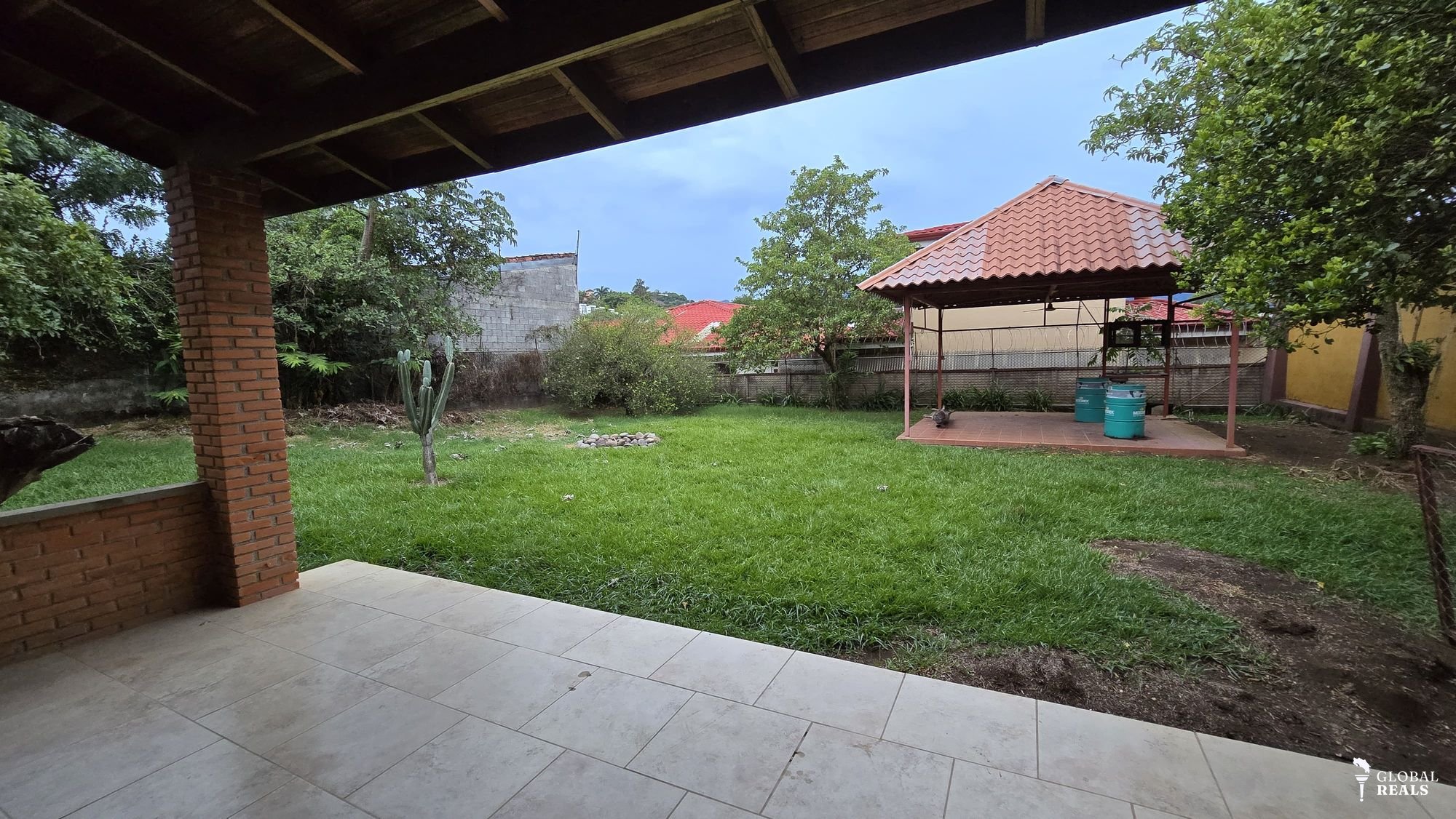 hermosa casa amplia