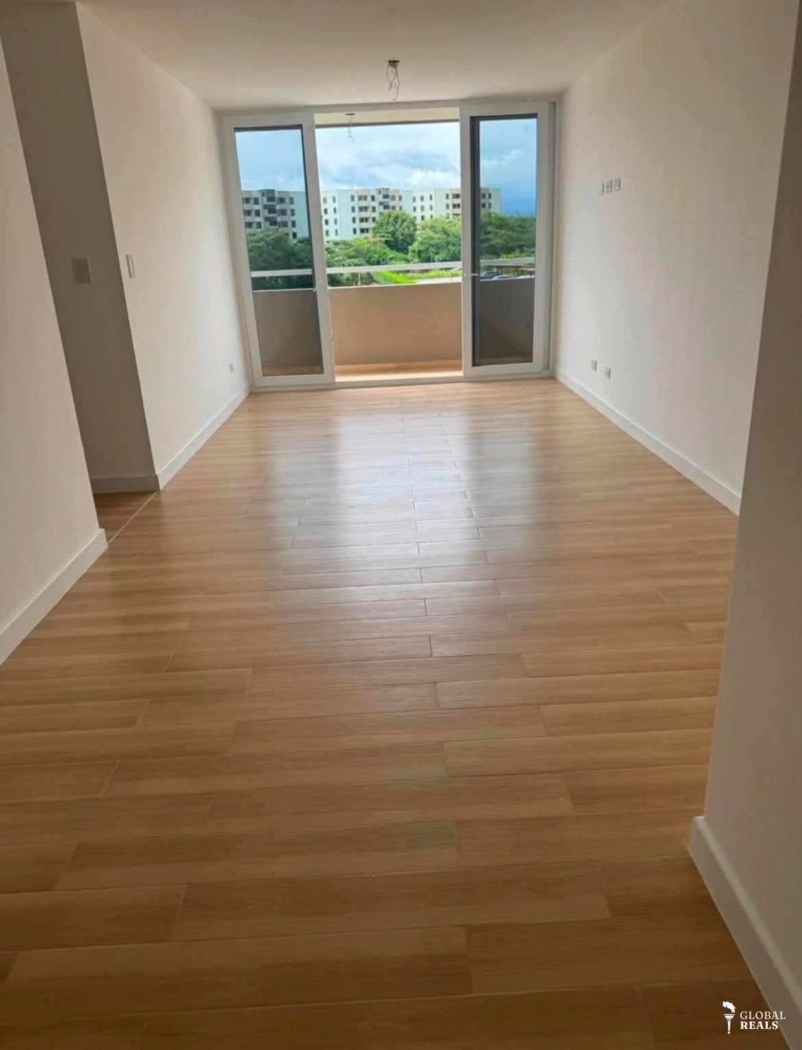 ALQUILER – APARTAMENTO EN PARQUE 160, CONCASA. SAN RAFAEL DE ALAJUELA. 3 CUARTOS