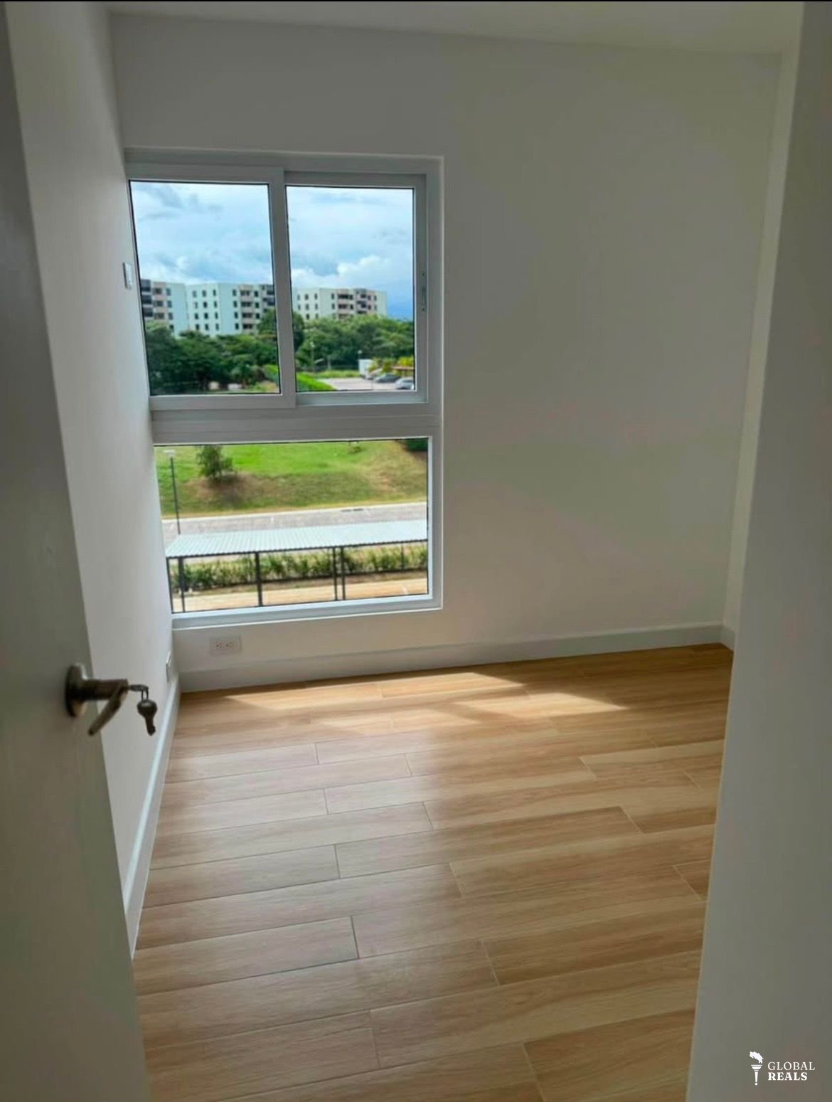 ALQUILER – APARTAMENTO EN PARQUE 160, CONCASA. SAN RAFAEL DE ALAJUELA. 3 CUARTOS