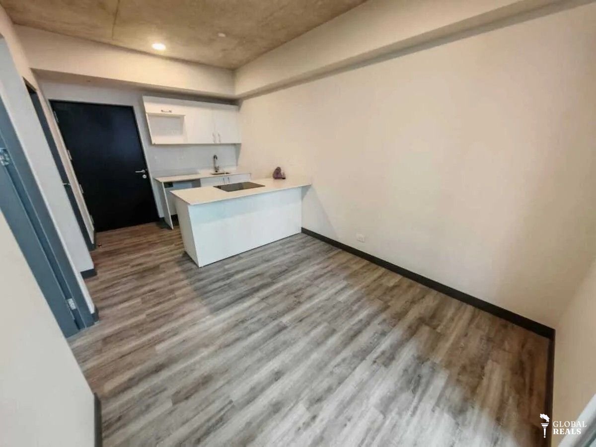 🏠 Venta de apartamento en piso 8 en Torre SECRT Sabana 🏠