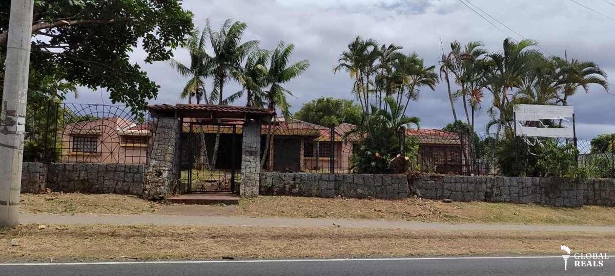 🏠 Amplia propiedad con casa, con uso de suelo mixto en San Joaquín de Flores, Heredia 🏠